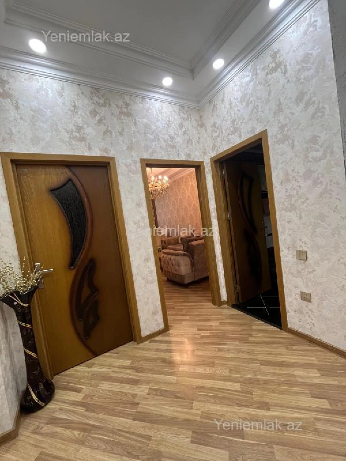 Satılır 2 otaqlı yeni tikili 72 m²