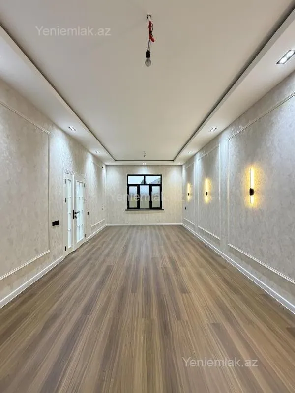 Satılır 5 otaqlı həyət evi 200 m²