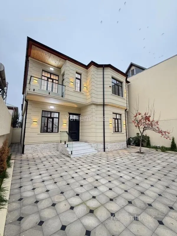 Satılır 5 otaqlı həyət evi 200 m²