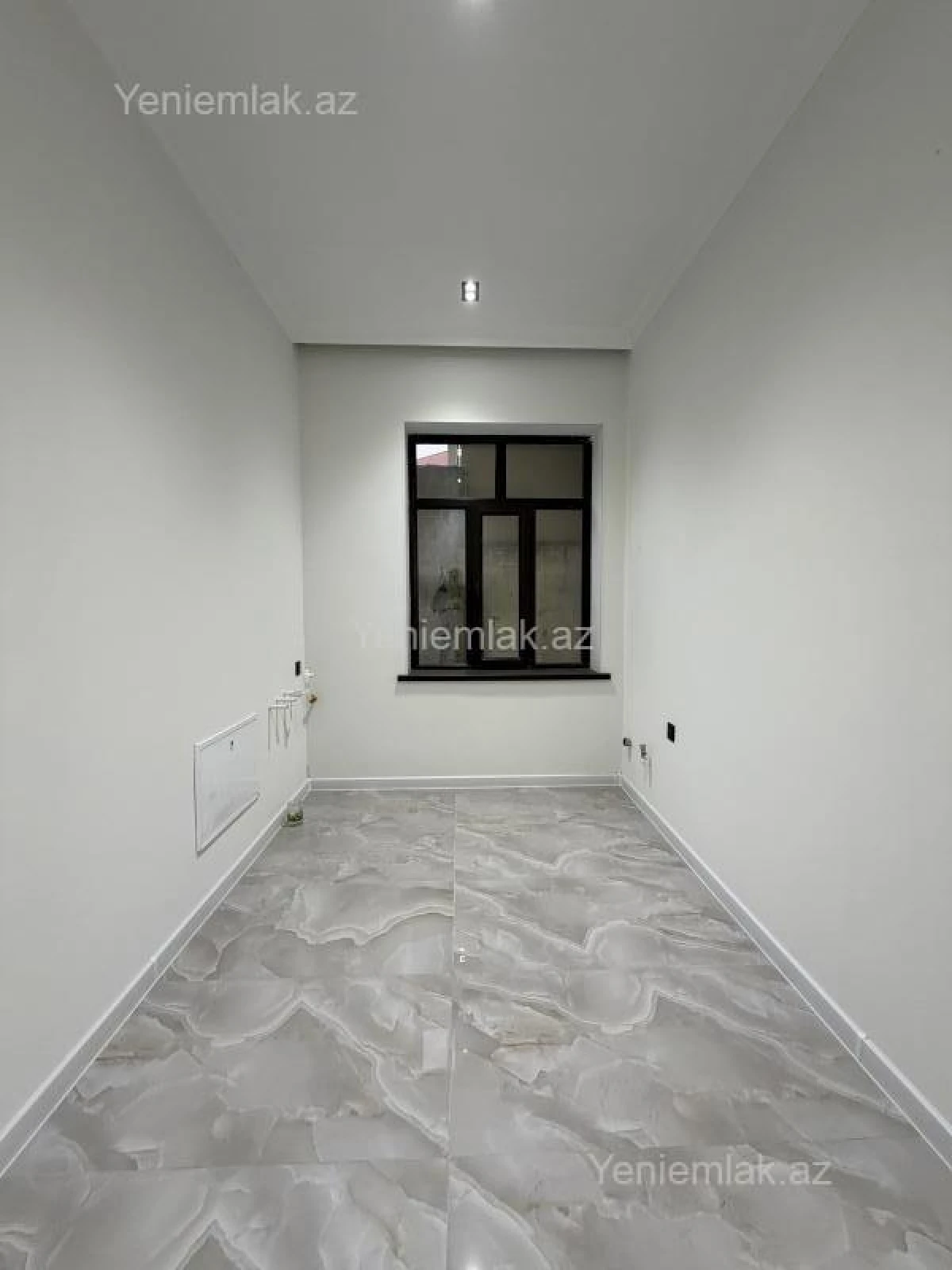 Satılır 5 otaqlı həyət evi 200 m²