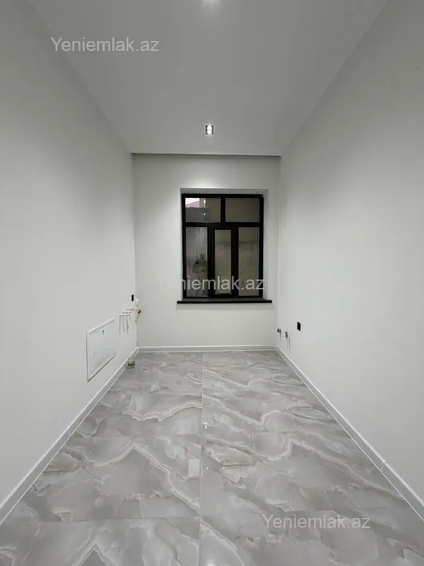 Satılır 5 otaqlı həyət evi 200 m²