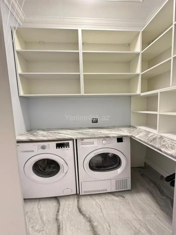 Satılır 2 otaqlı yeni tikili 79 m²