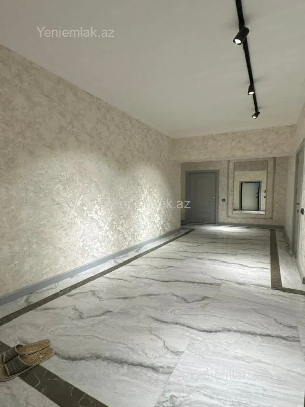 Satılır 2 otaqlı yeni tikili 79 m²