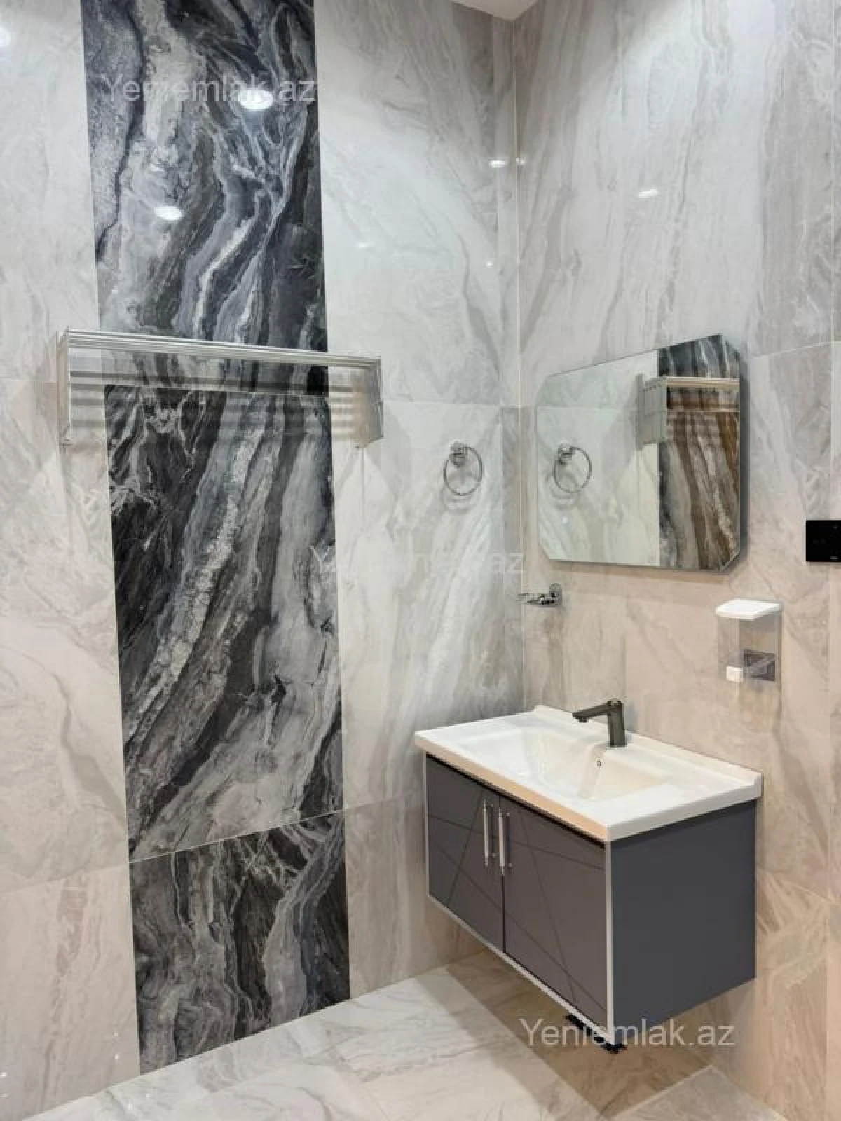 Satılır 3 otaqlı həyət evi 120 m²