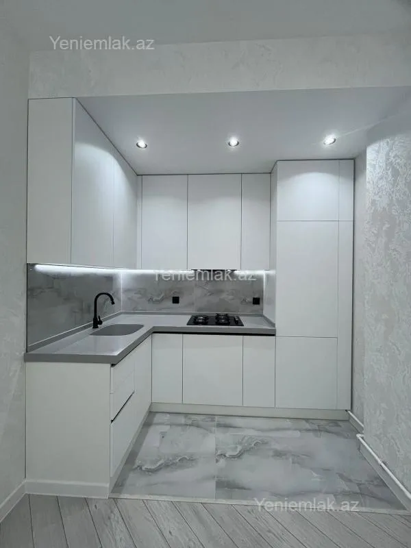 Satılır 2 otaqlı yeni tikili 60 m²
