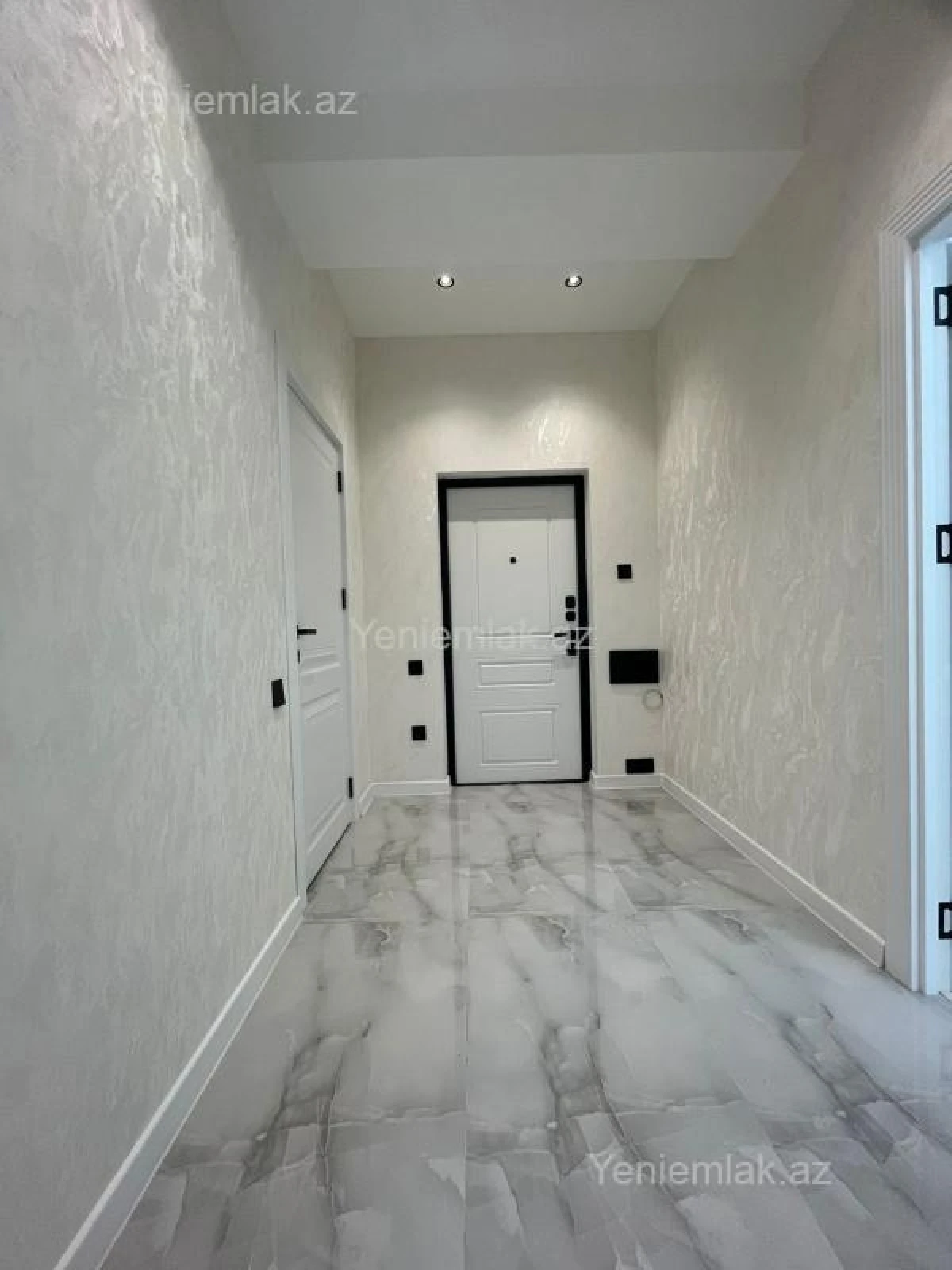 Satılır 2 otaqlı yeni tikili 60 m²