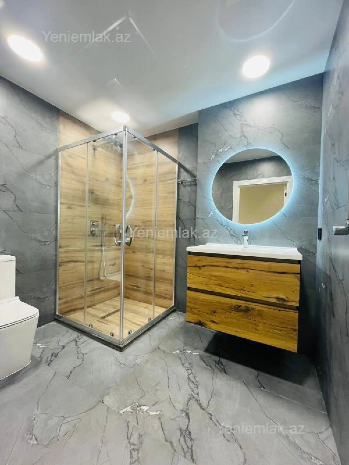 Satılır 2 otaqlı yeni tikili 60 m²