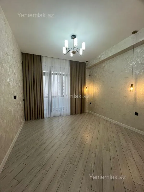 Satılır 2 otaqlı yeni tikili 60 m²
