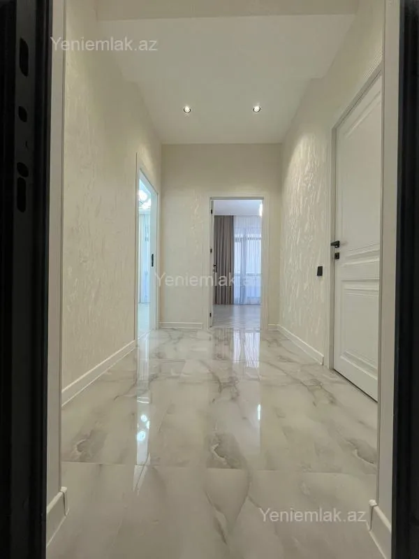 Satılır 2 otaqlı yeni tikili 60 m²