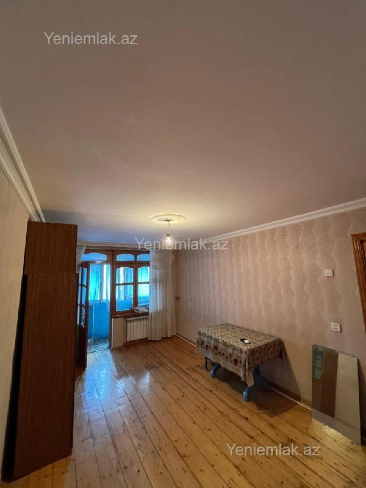 Satılır 1 otaqlı köhnə tikili 35 m²