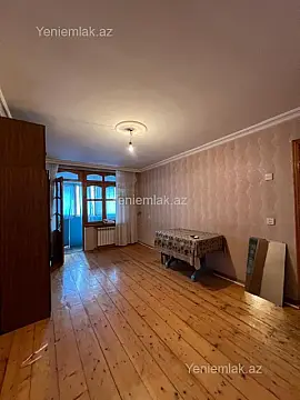 Satılır 1 otaqlı köhnə tikili 35 m²