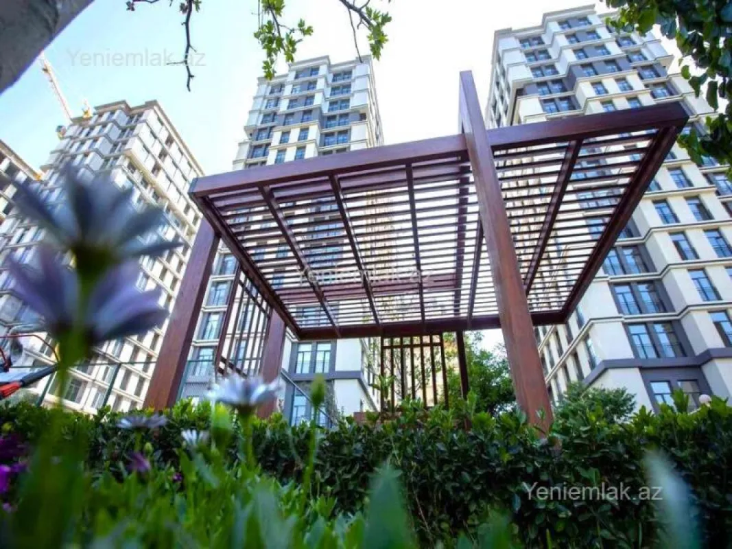 Satılır 3 otaqlı yeni tikili 100.6 m²