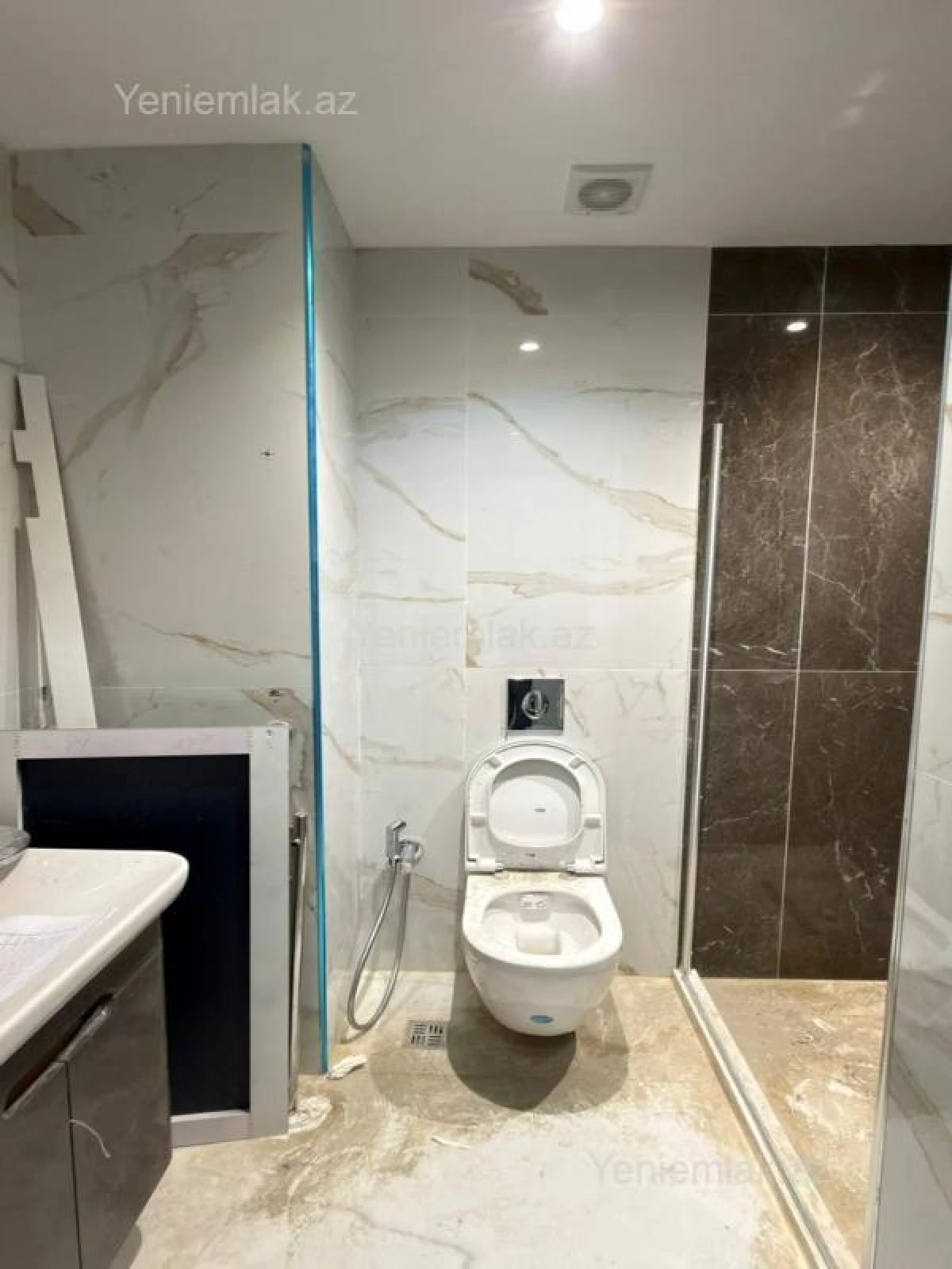 Satılır 2 otaqlı yeni tikili 49 m²