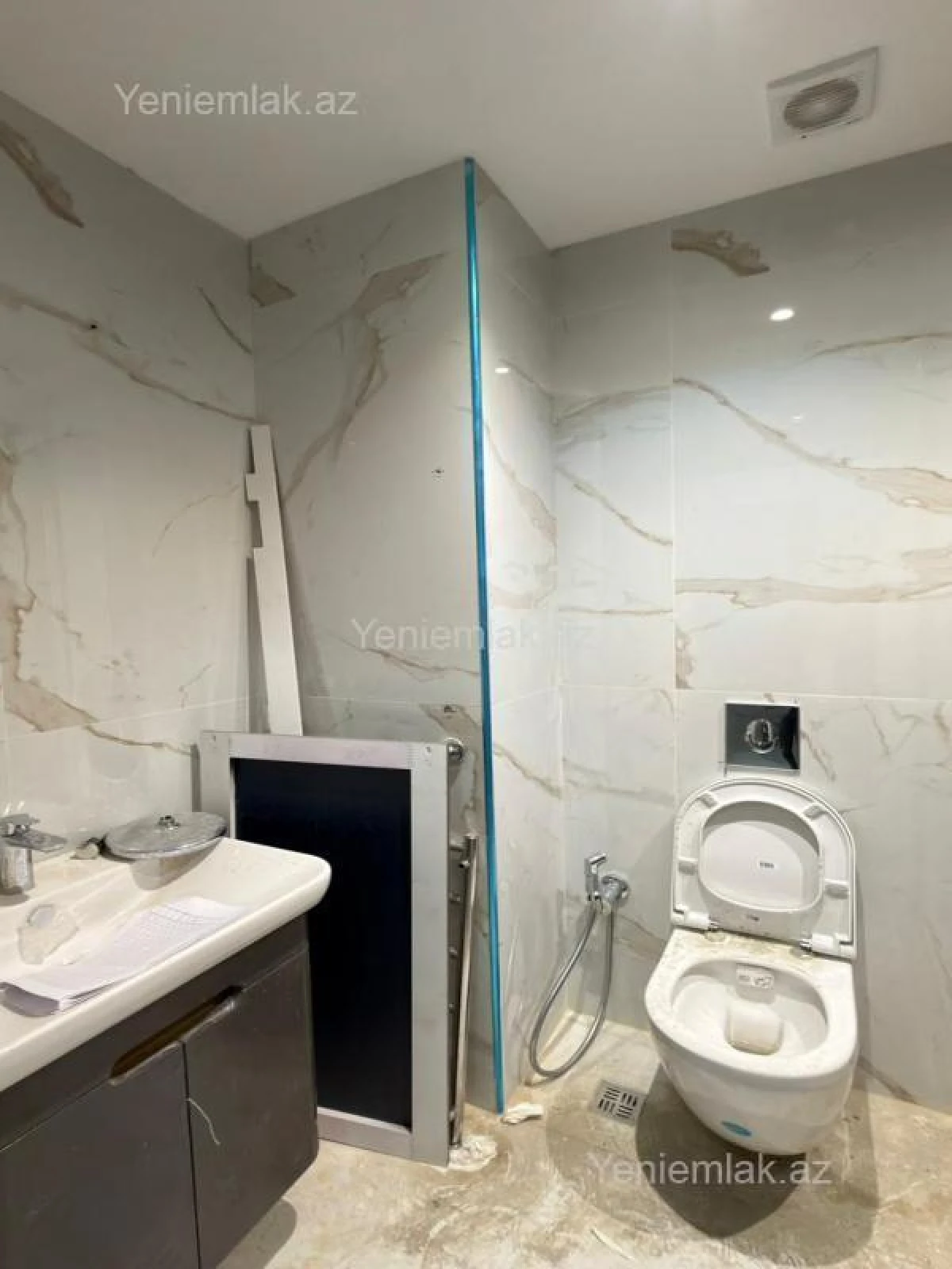 Satılır 2 otaqlı yeni tikili 49 m²