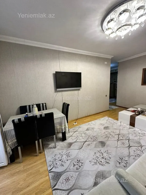 Satılır 3 otaqlı yeni tikili 95 m²