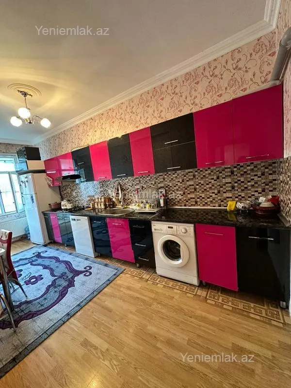 Satılır 3 otaqlı yeni tikili 95 m²