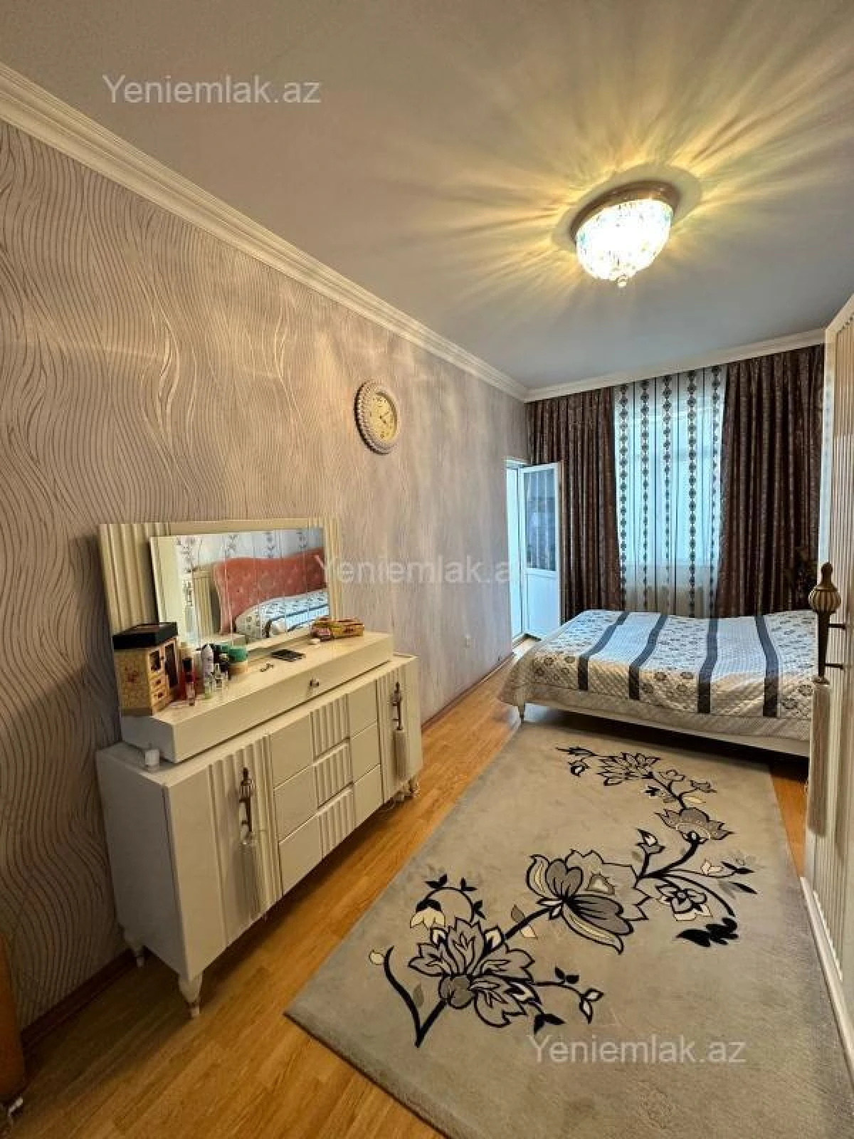 Satılır 3 otaqlı yeni tikili 95 m²