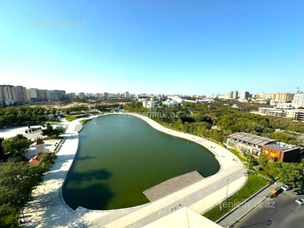 Satılır 5 otaqlı yeni tikili 250 m²