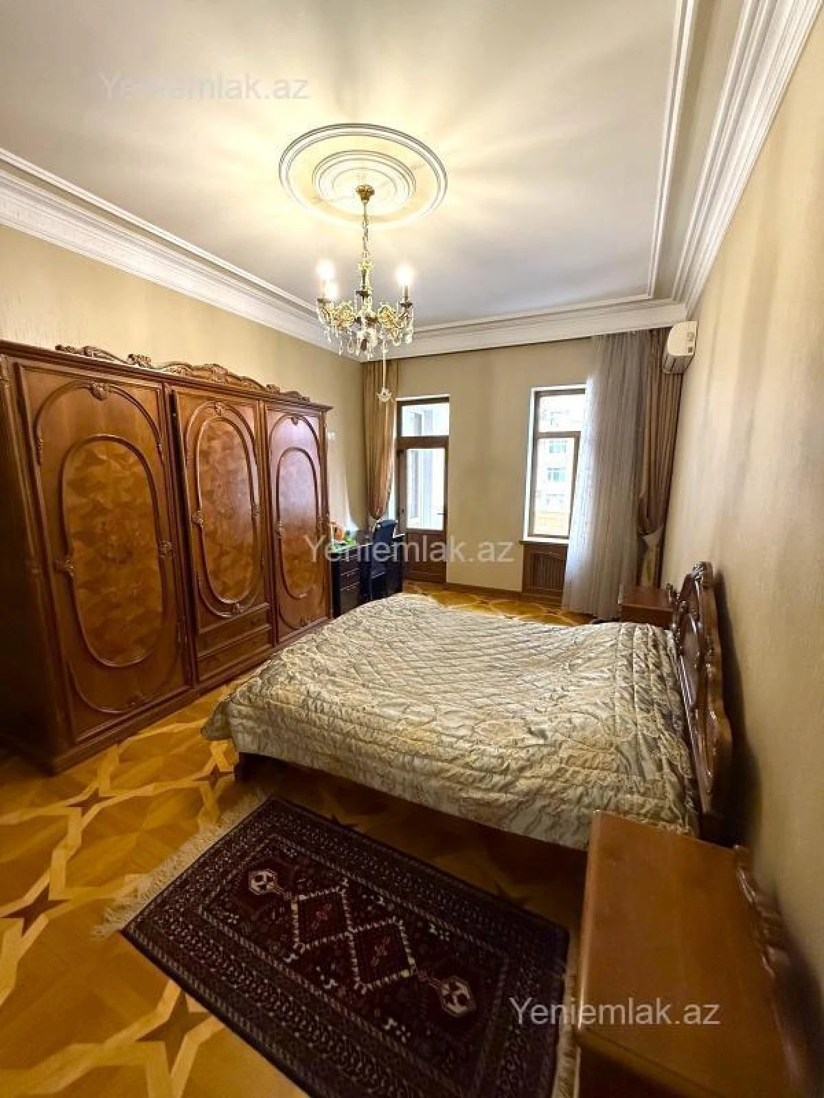 Satılır 5 otaqlı yeni tikili 250 m²