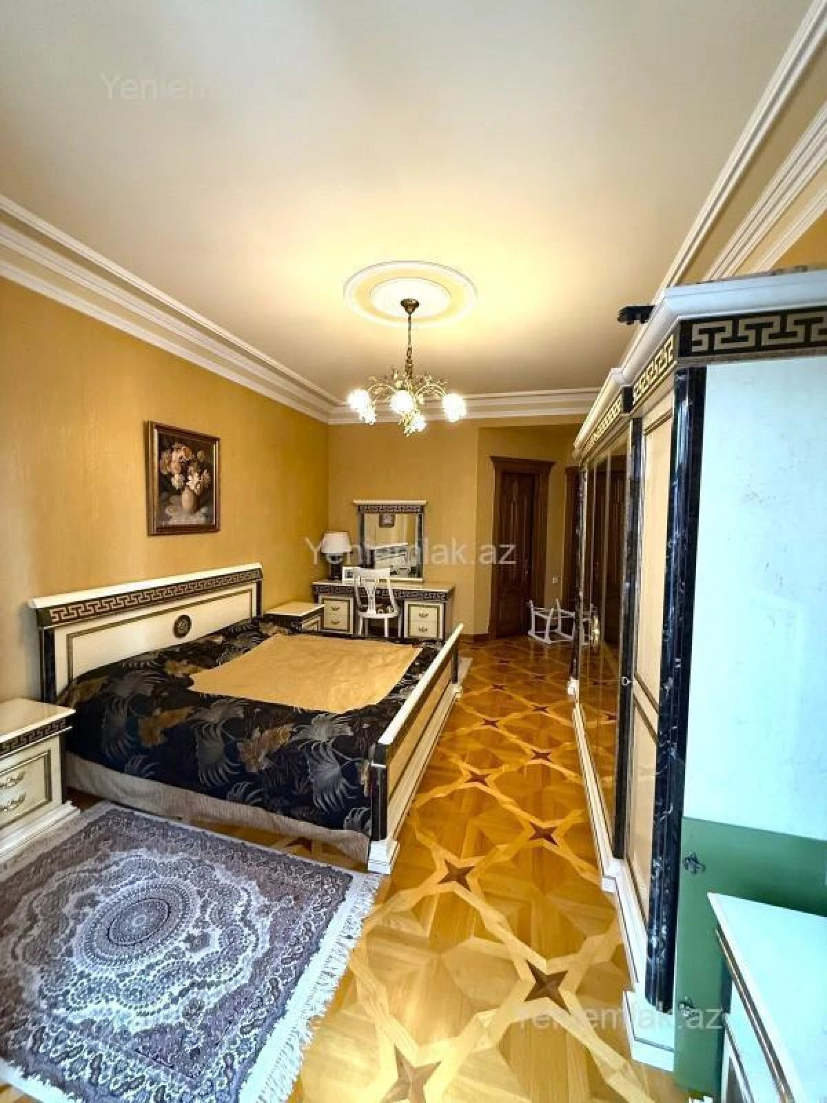 Satılır 5 otaqlı yeni tikili 250 m²