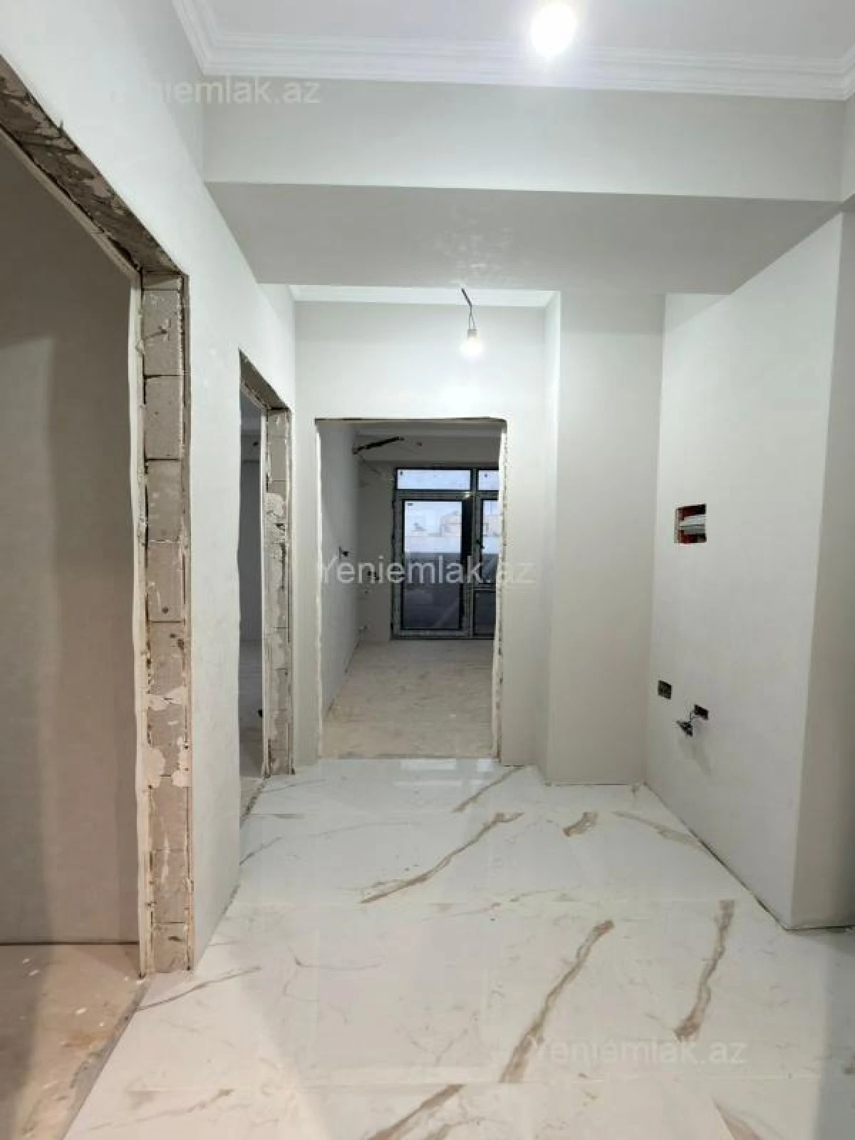 Satılır 2 otaqlı yeni tikili 56 m²