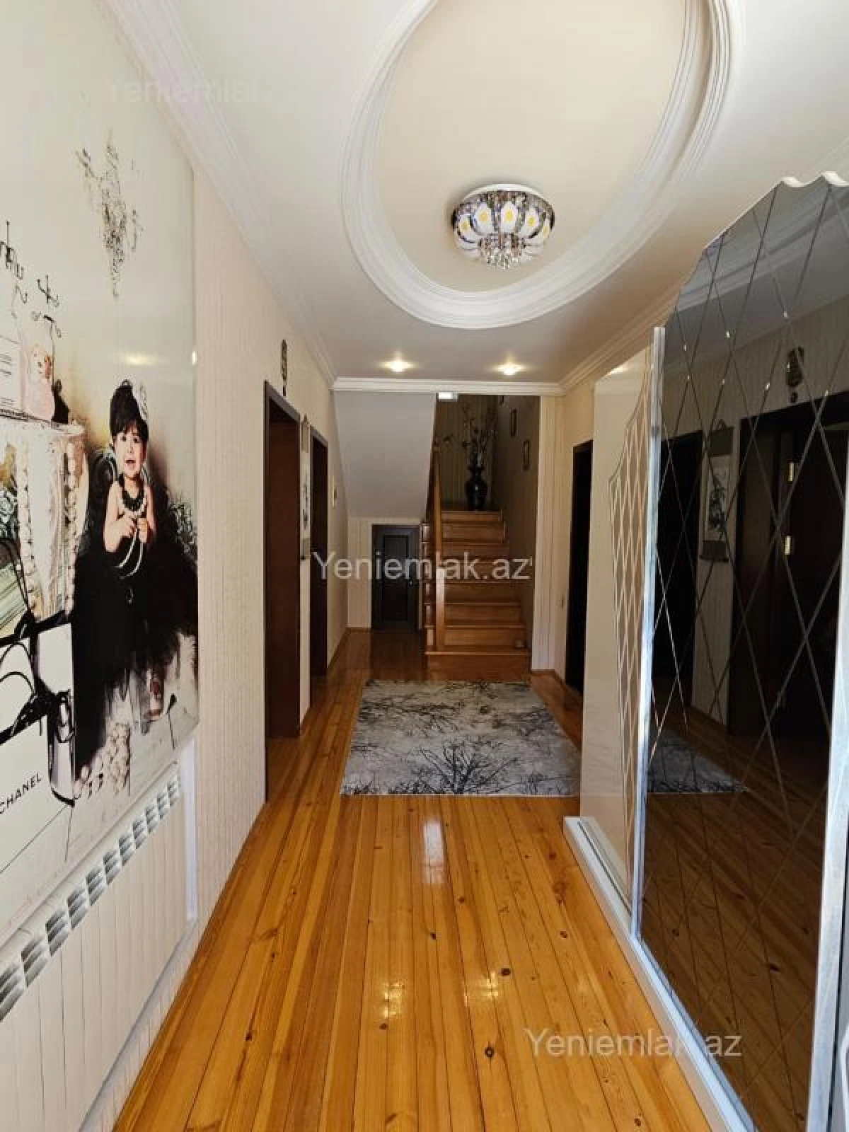 Satılır 6 otaqlı həyət evi 300 m²