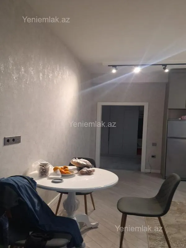 Satılır 2 otaqlı yeni tikili 52 m²