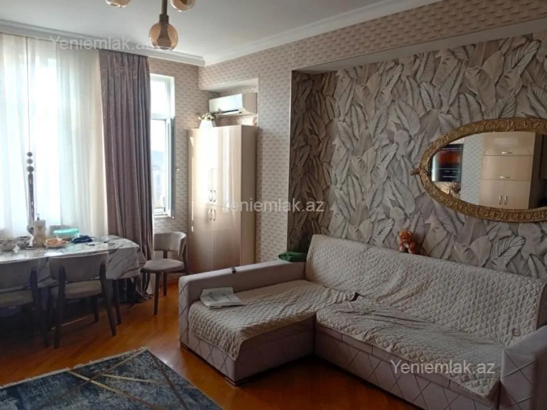 Satılır 3 otaqlı yeni tikili 135 m²