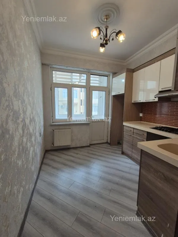 Satılır 3 otaqlı yeni tikili 71 m²
