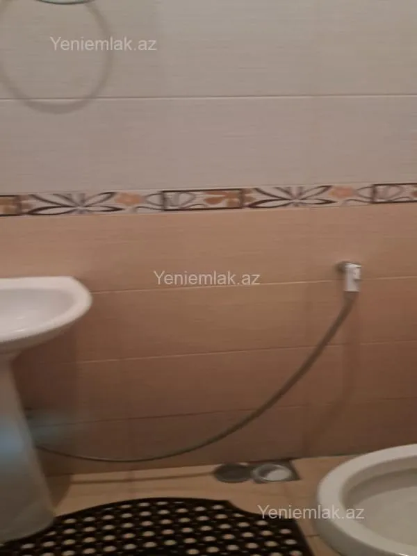 Satılır 4 otaqlı həyət evi 110 m²