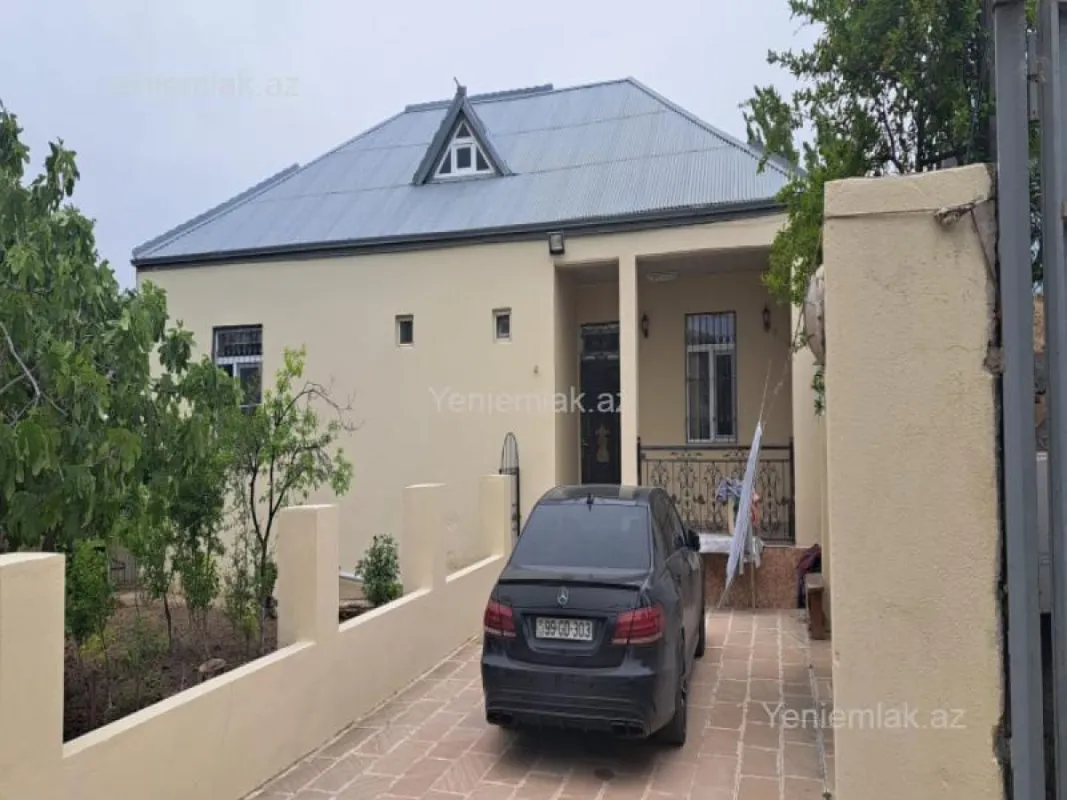 Satılır 4 otaqlı həyət evi 110 m²