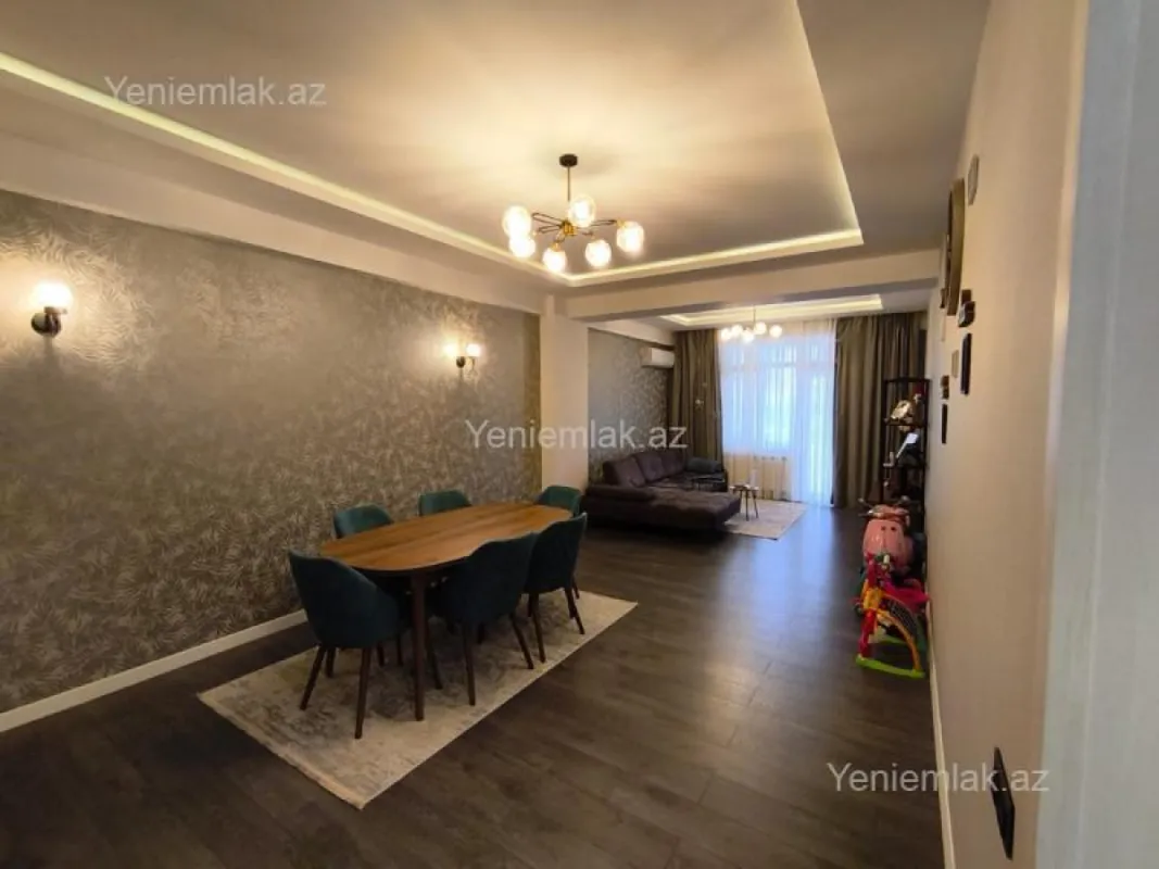 Satılır 3 otaqlı yeni tikili 122 m²