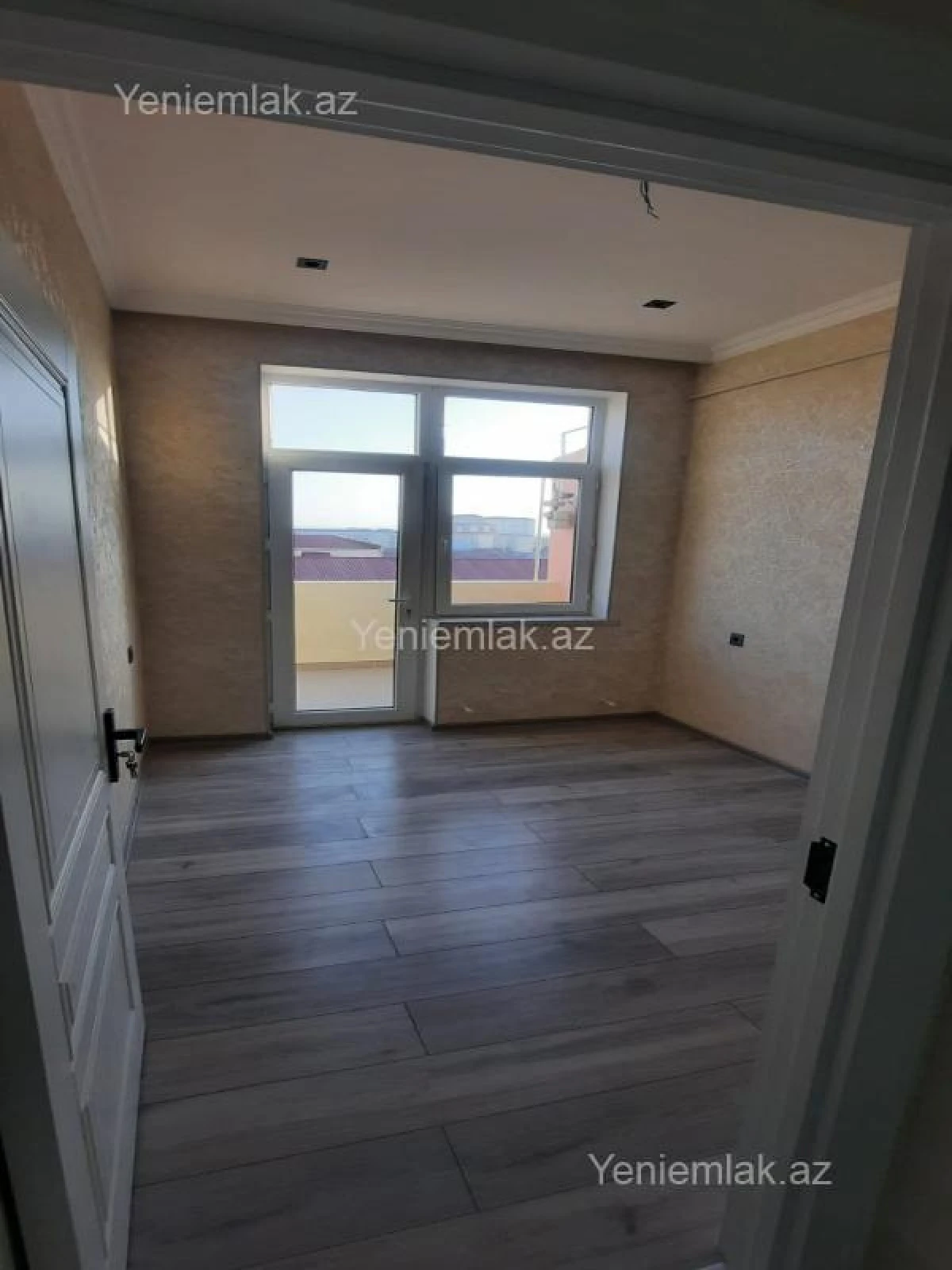 Satılır 3 otaqlı yeni tikili 72 m²