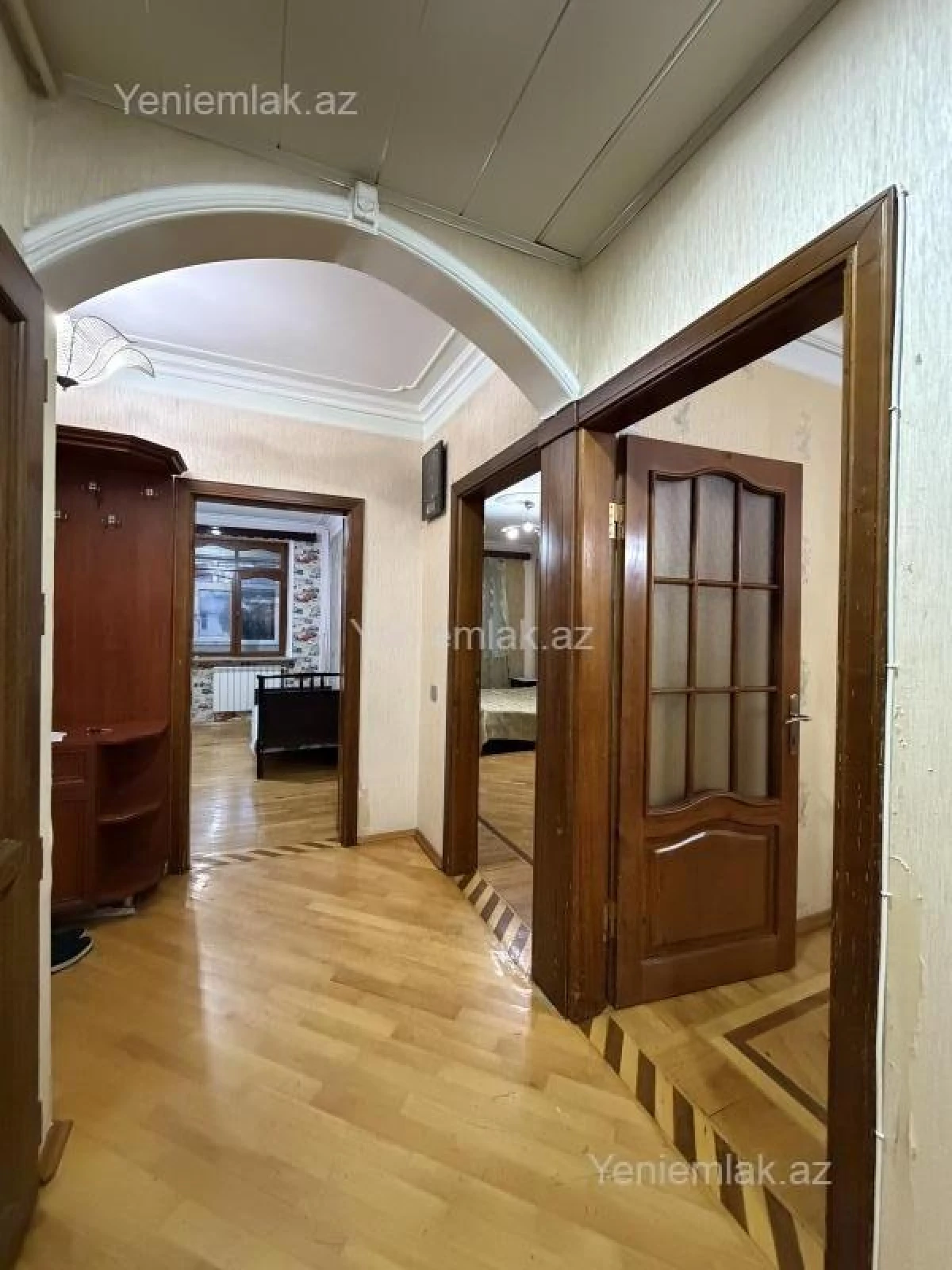 Satılır 3 otaqlı köhnə tikili 100 m²