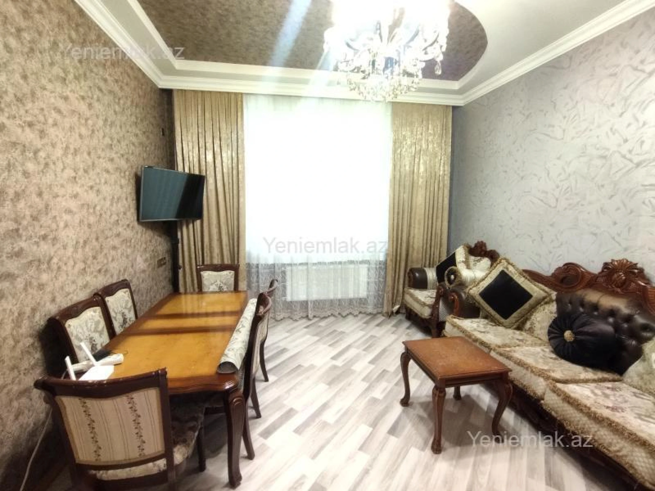 Satılır 6 otaqlı həyət evi 220 m²