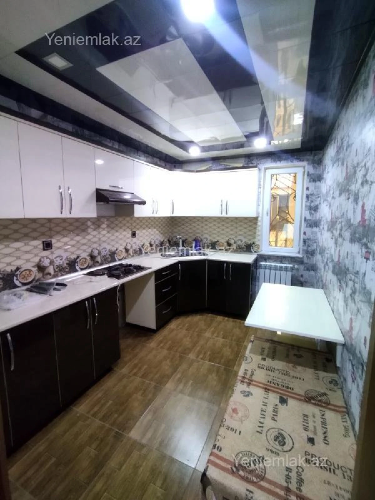 Satılır 6 otaqlı həyət evi 220 m²