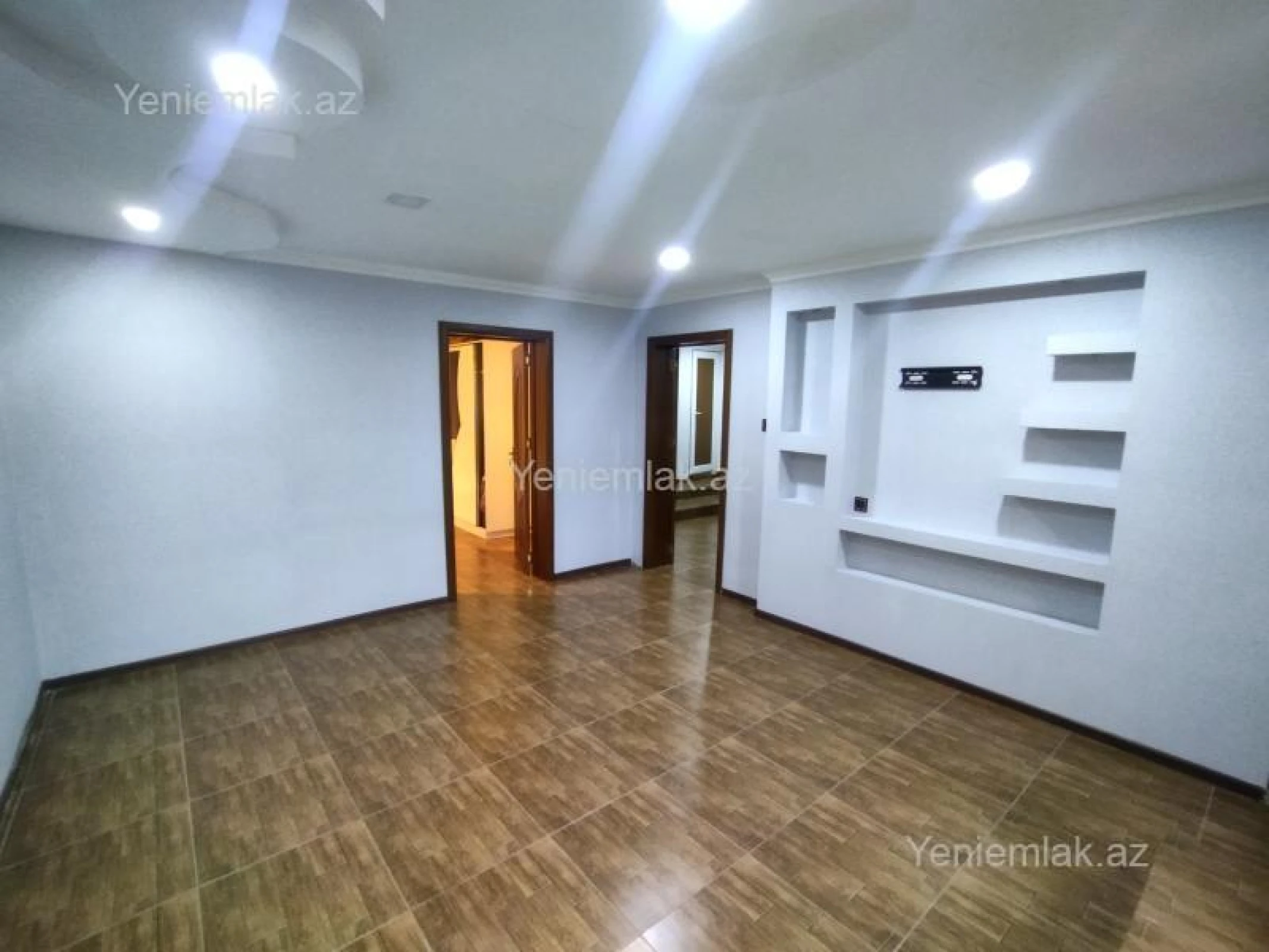 Satılır 6 otaqlı həyət evi 220 m²