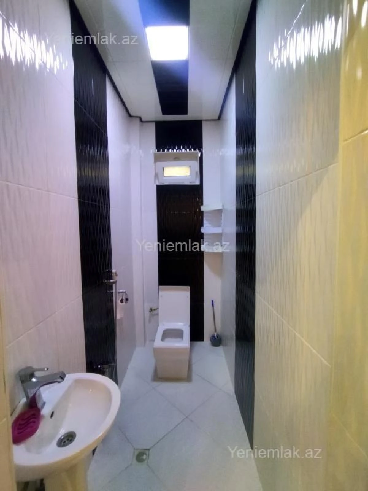 Satılır 6 otaqlı həyət evi 220 m²