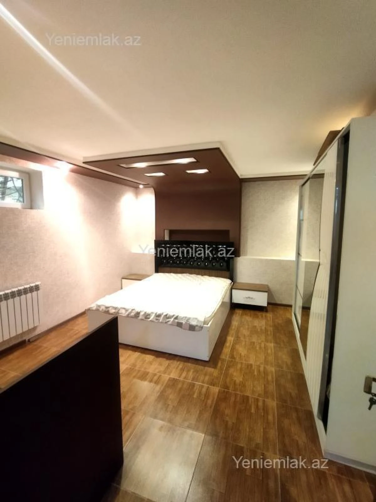 Satılır 6 otaqlı həyət evi 220 m²