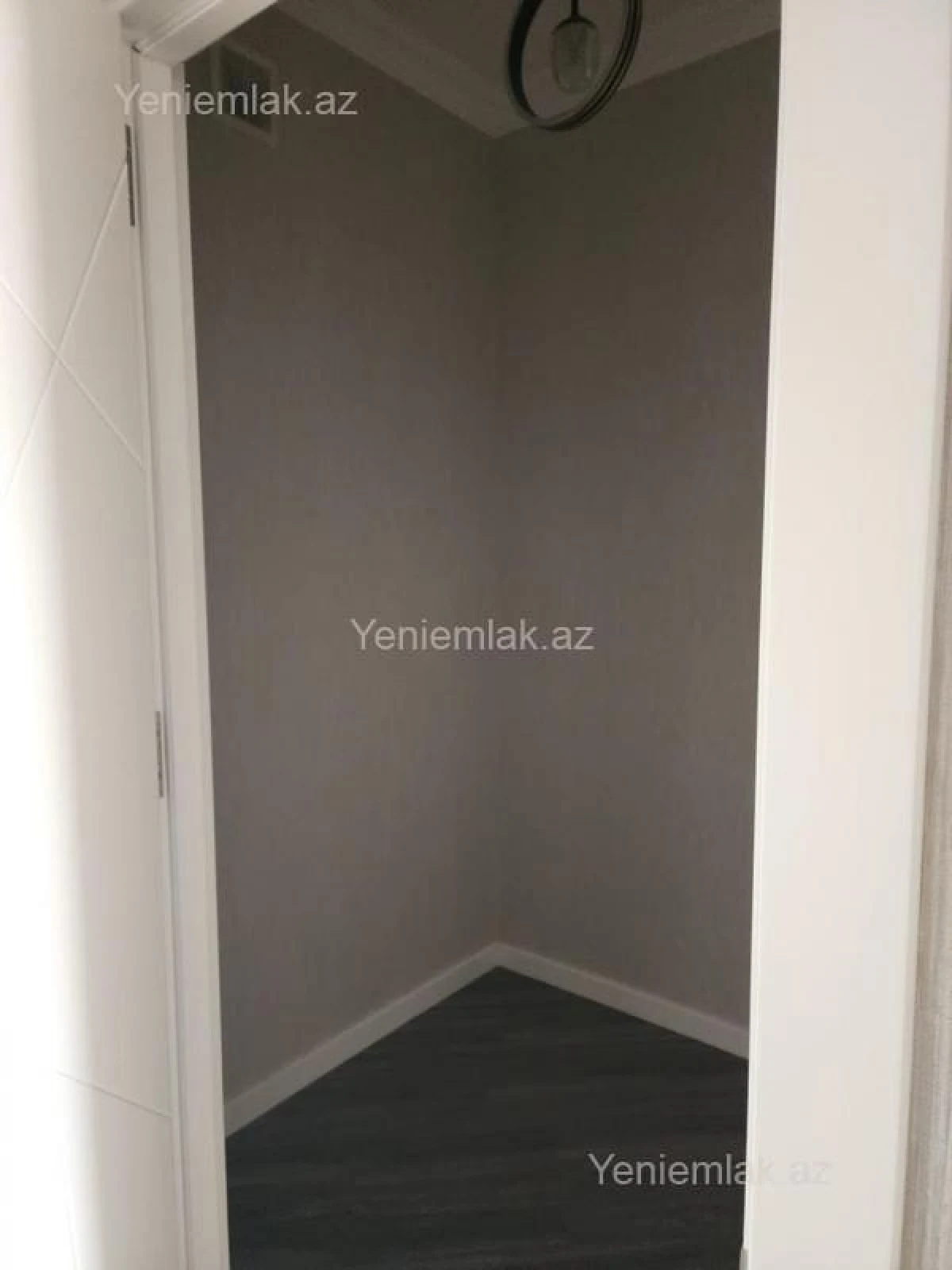 Satılır 2 otaqlı yeni tikili 74 m²