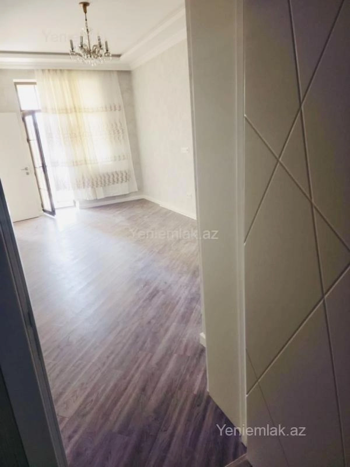 Satılır 2 otaqlı yeni tikili 74 m²