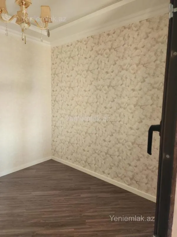 Satılır 2 otaqlı yeni tikili 74 m²