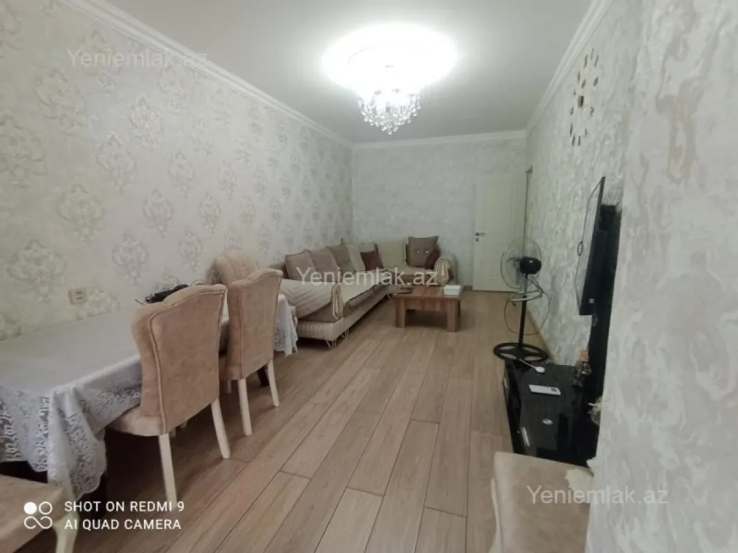 Satılır 3 otaqlı köhnə tikili 80 m²