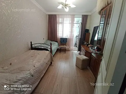 Satılır 3 otaqlı köhnə tikili 80 m²