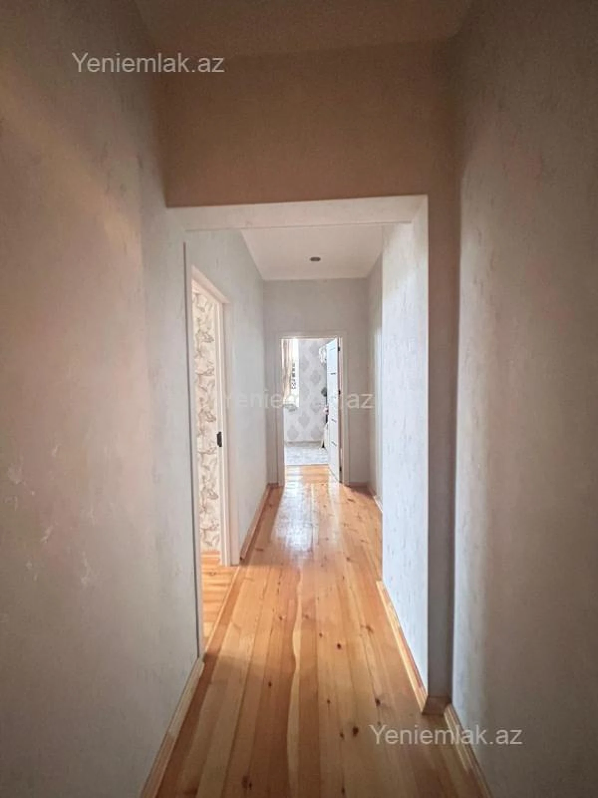 Satılır 2 otaqlı yeni tikili 77 m²