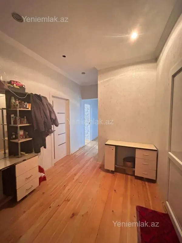 Satılır 2 otaqlı yeni tikili 77 m²