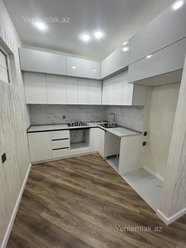 Satılır 3 otaqlı yeni tikili 92 m²