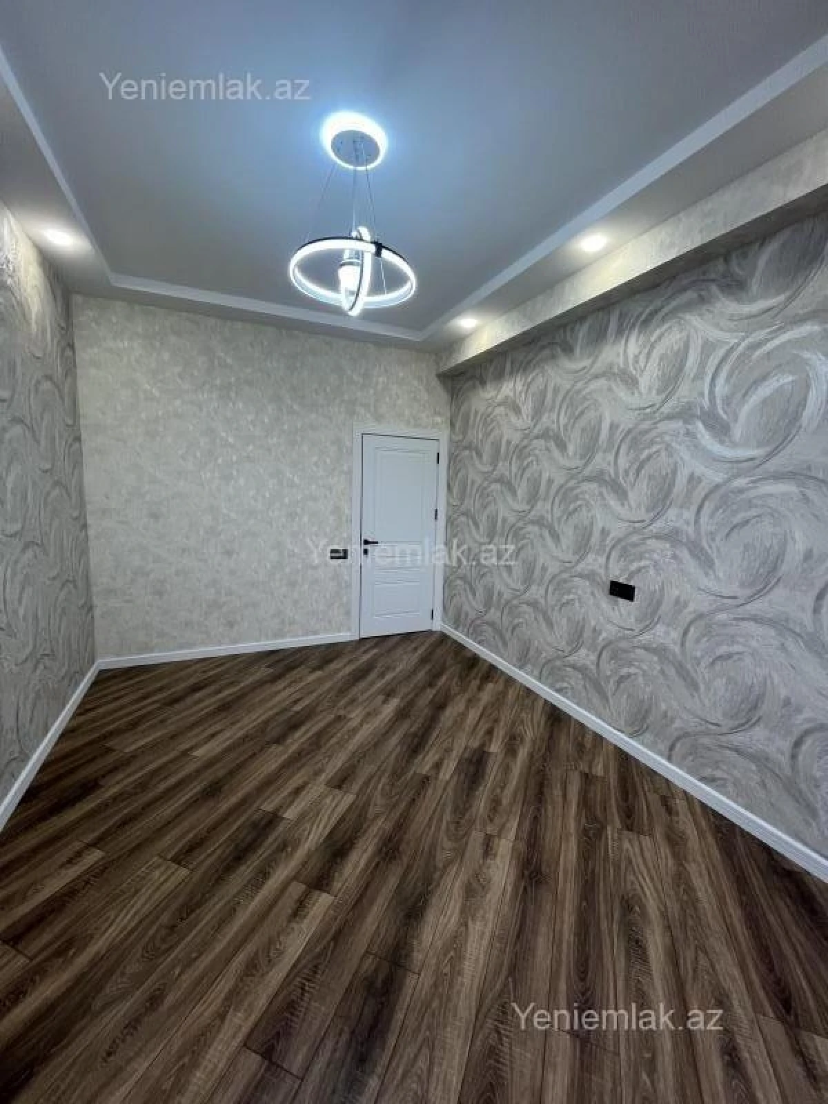 Satılır 3 otaqlı yeni tikili 92 m²
