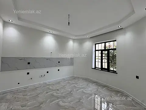 Satılır 5 otaqlı həyət evi 200 m²