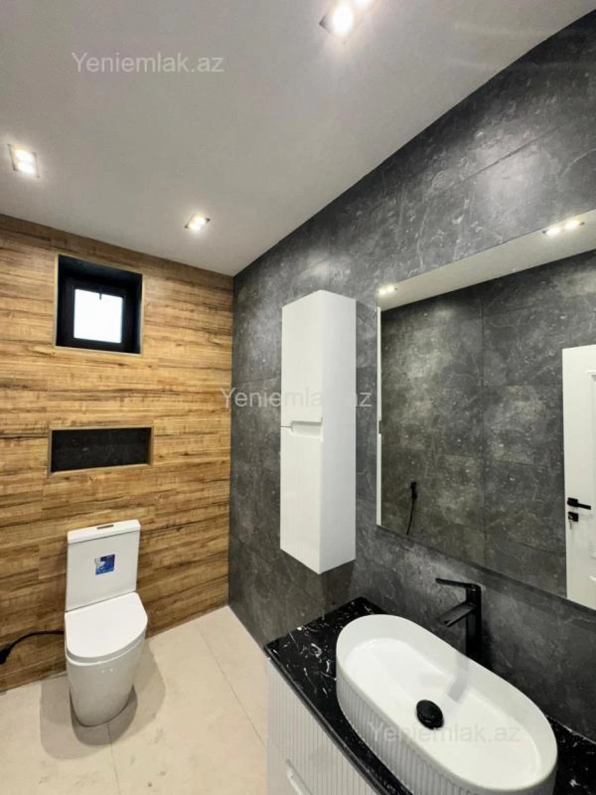 Satılır 5 otaqlı həyət evi 200 m²